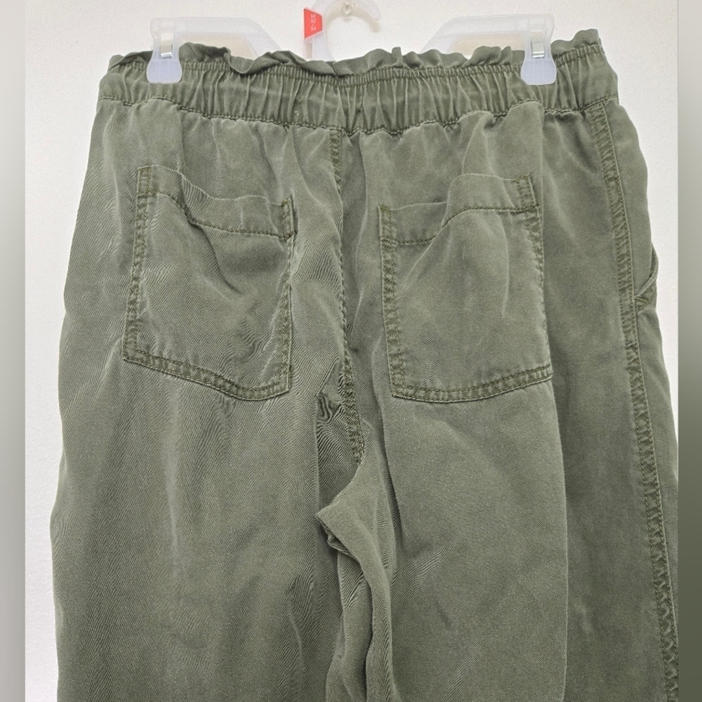 Loft Hunter Green Drawstring Paper Bag Waist Emory Taper Pants Medium Petite - Picture 6 of 7